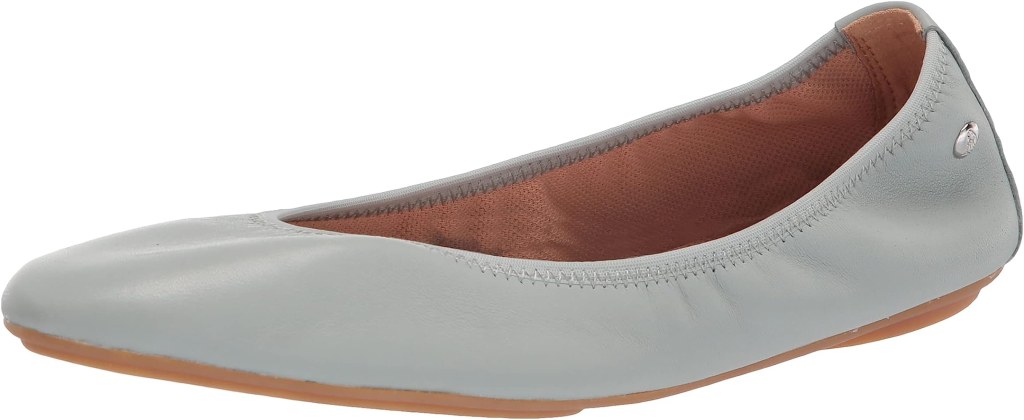 Picture of: Hush Puppies Women’s Chaste Ballet Flats, Seafoam leather : Amazon